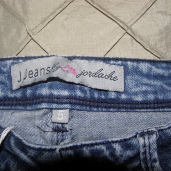 Distressed J.Jeans by Jordache - Picture 3 of 8
